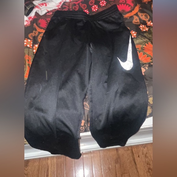 nike sweatpants . size (small) - Picture 2 of 2